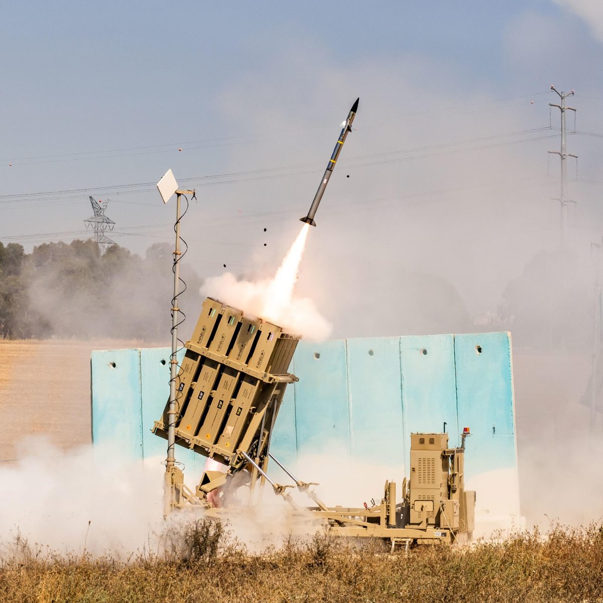  / IDF Spokesperson's Unit
https://commons.wikimedia.org/wiki/File:IDF_Iron_Dome_2021.jpg